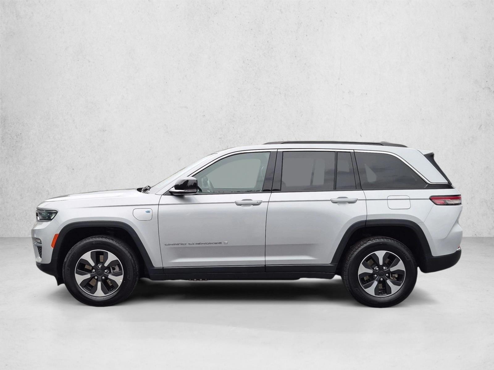 Thumbnail: 2024 Jeep Grand Cherokee - 2