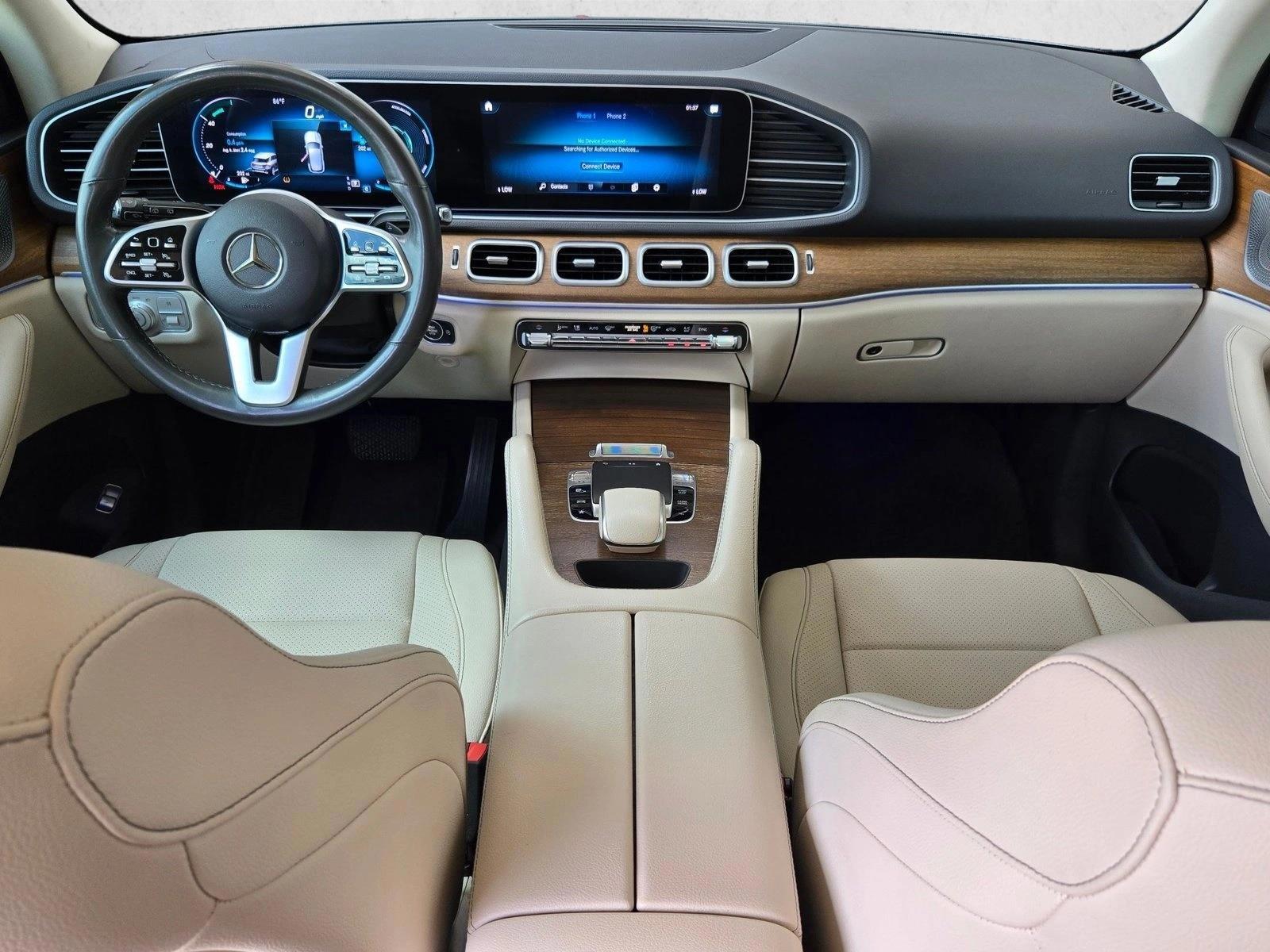 Thumbnail: 2020 Mercedes-Benz GLE - 3