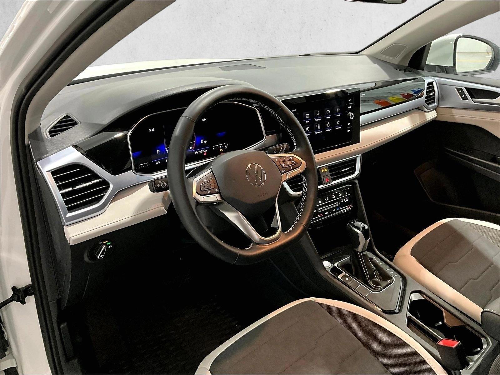 Thumbnail: 2025 Volkswagen Taos - 3