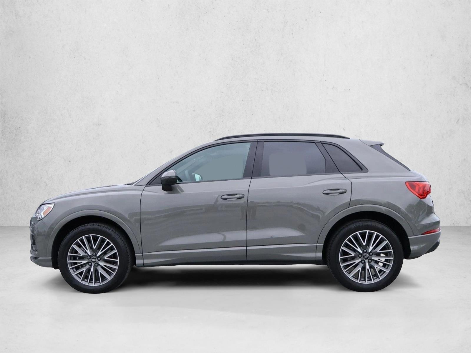Thumbnail: 2023 Audi Q3 - 2