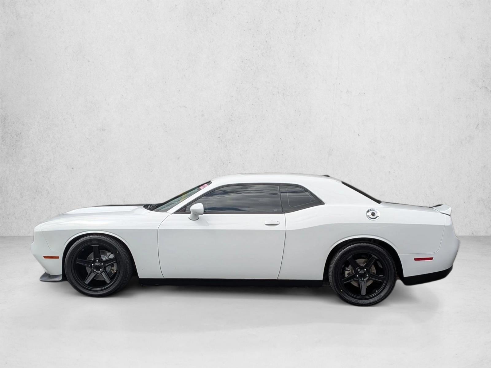 Thumbnail: 2022 Dodge Challenger - 2
