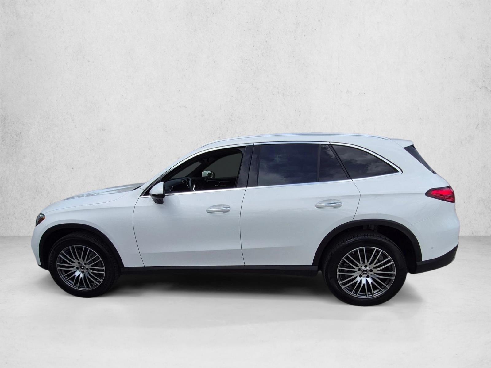 Thumbnail: 2026 Mercedes-Benz GLC - 2