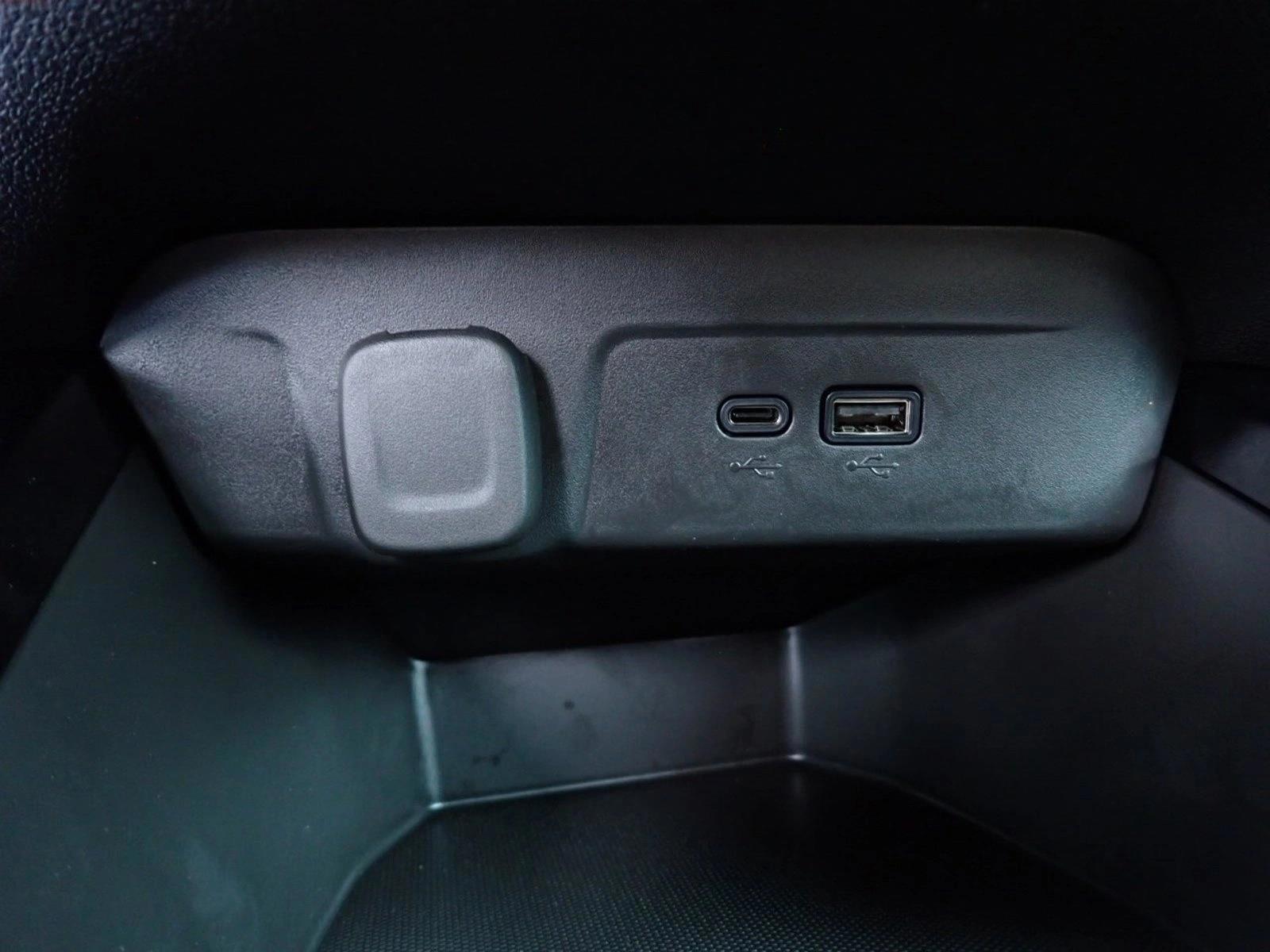 Thumbnail: 2026 Chevrolet Trax - 4