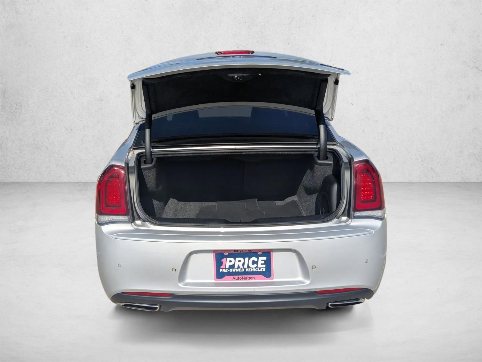 2023 Chrysler 300