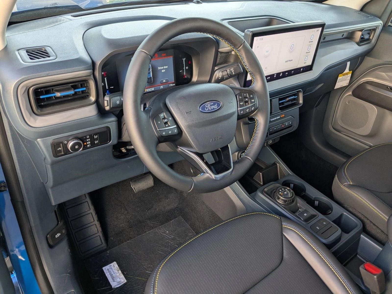 Thumbnail: 2025 Ford Maverick - 3
