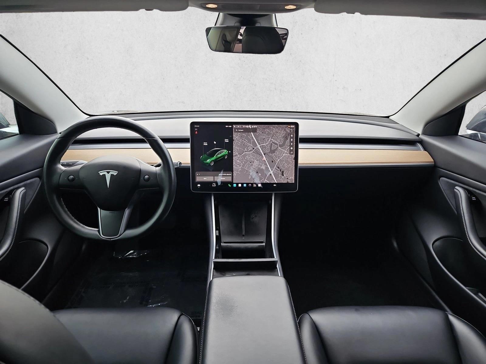 Thumbnail: 2019 Tesla Model 3 - 3
