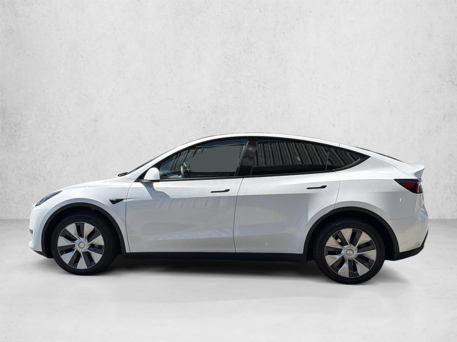Thumbnail: 2023 Tesla Model Y - 2