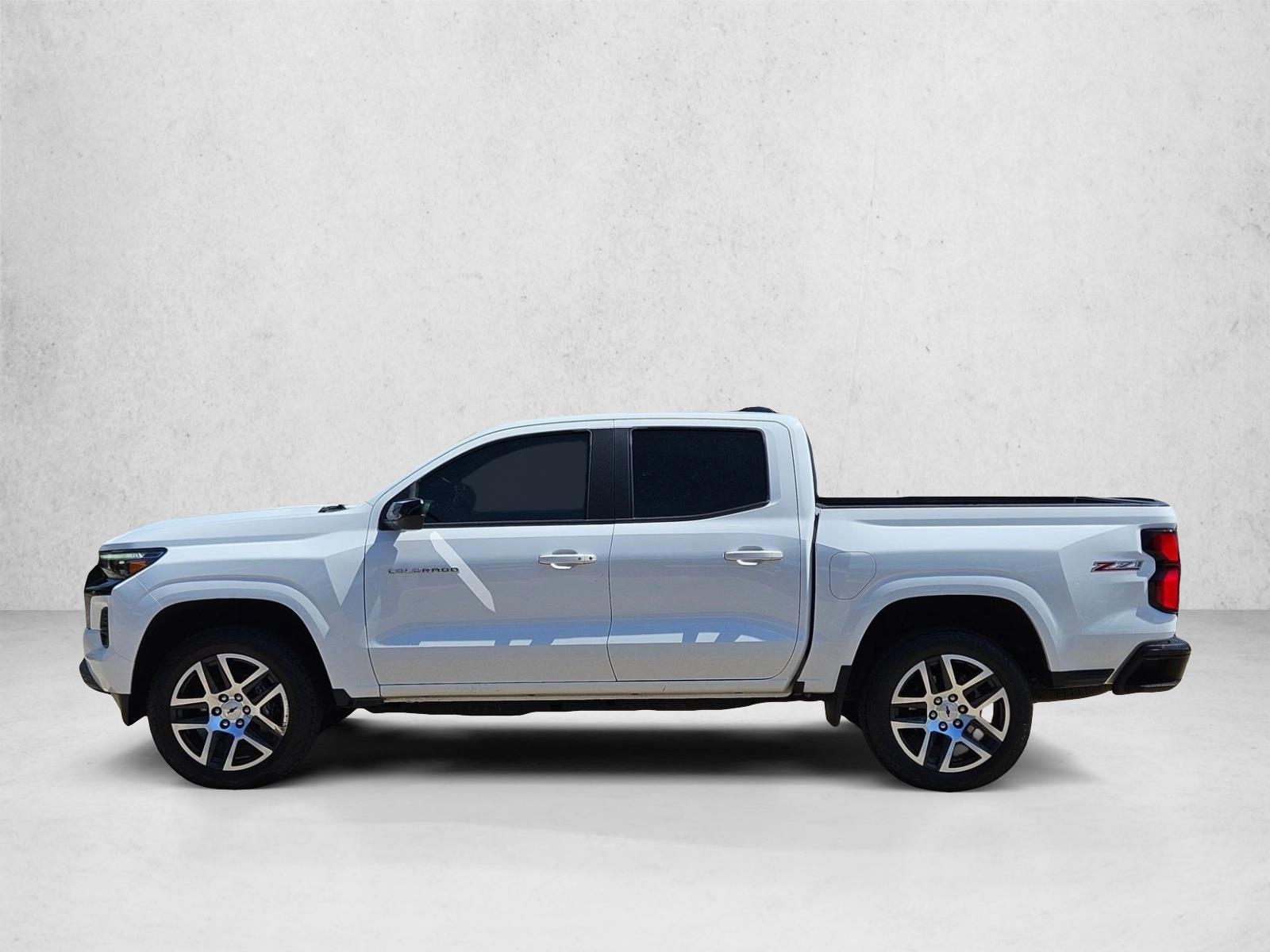 Thumbnail: 2023 Chevrolet Colorado - 2