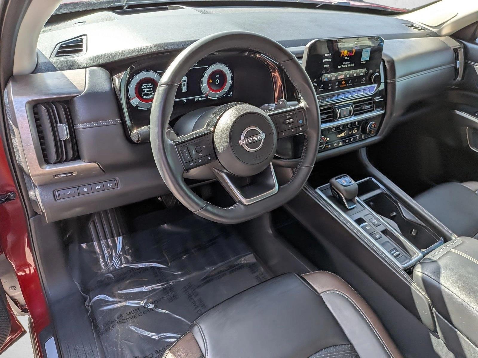 Thumbnail: 2024 Nissan Pathfinder - 3