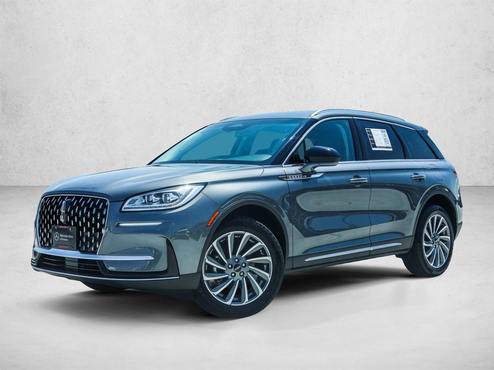 Thumbnail: 2023 Lincoln Corsair - 1