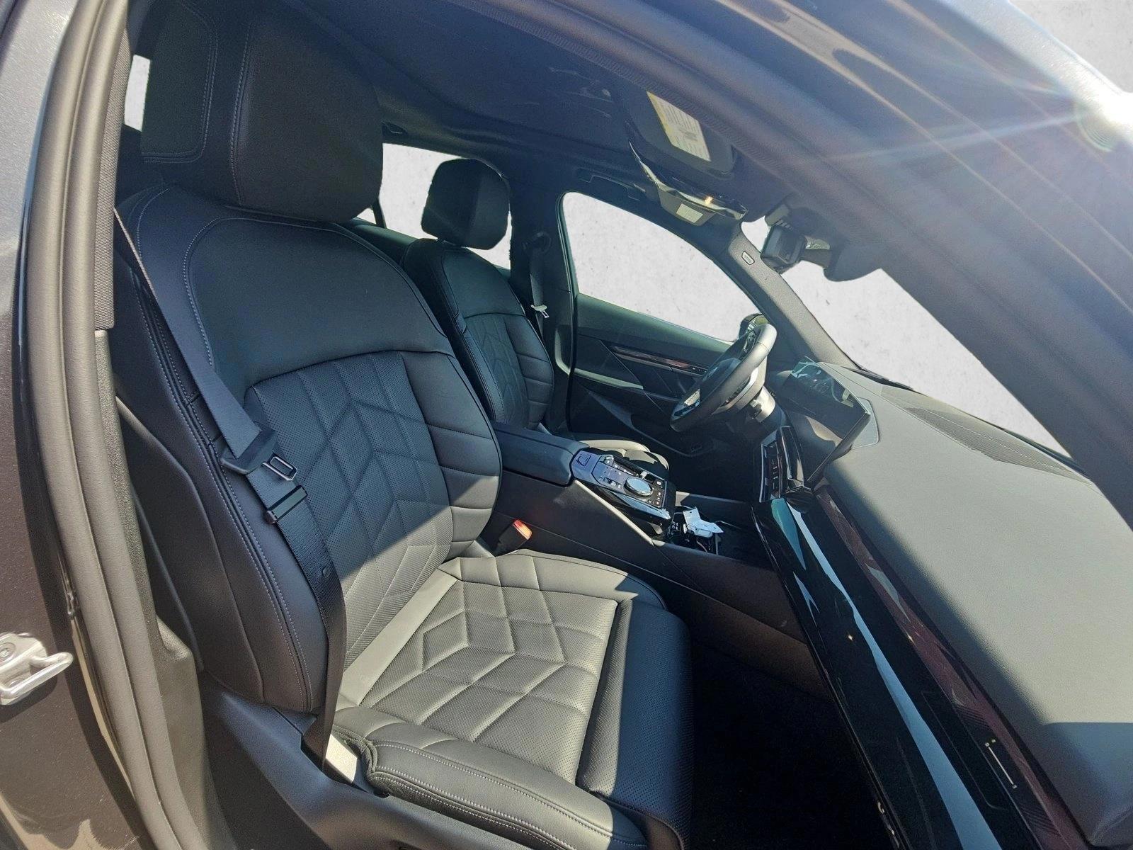 2026 BMW i5 40 - Photo 15