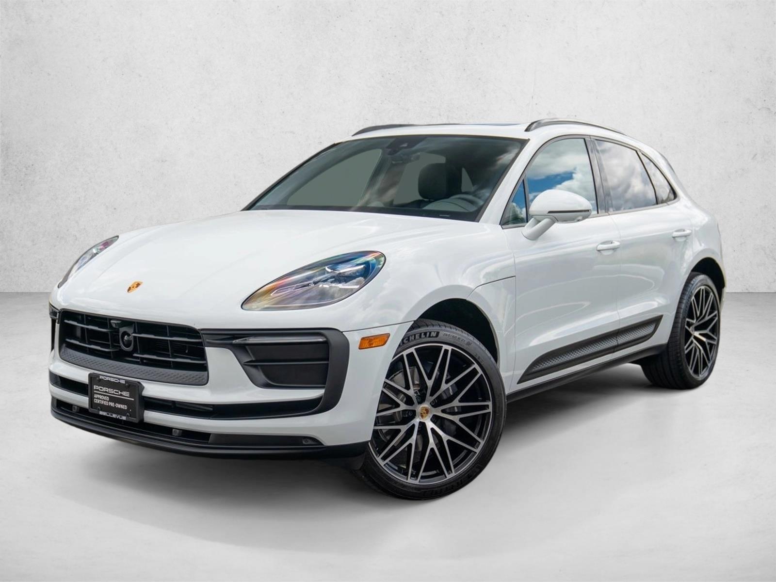 Thumbnail: 2026 Porsche Macan - 1