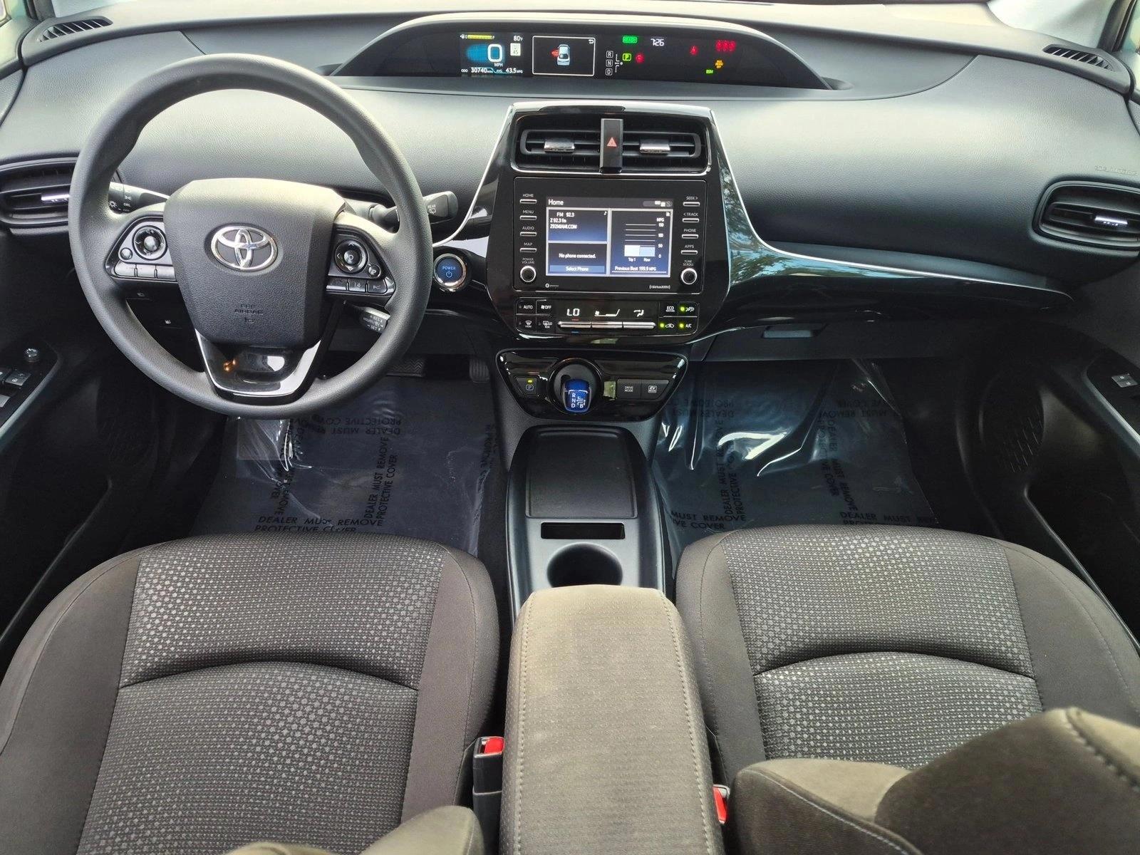 Thumbnail: 2022 Toyota Prius - 3