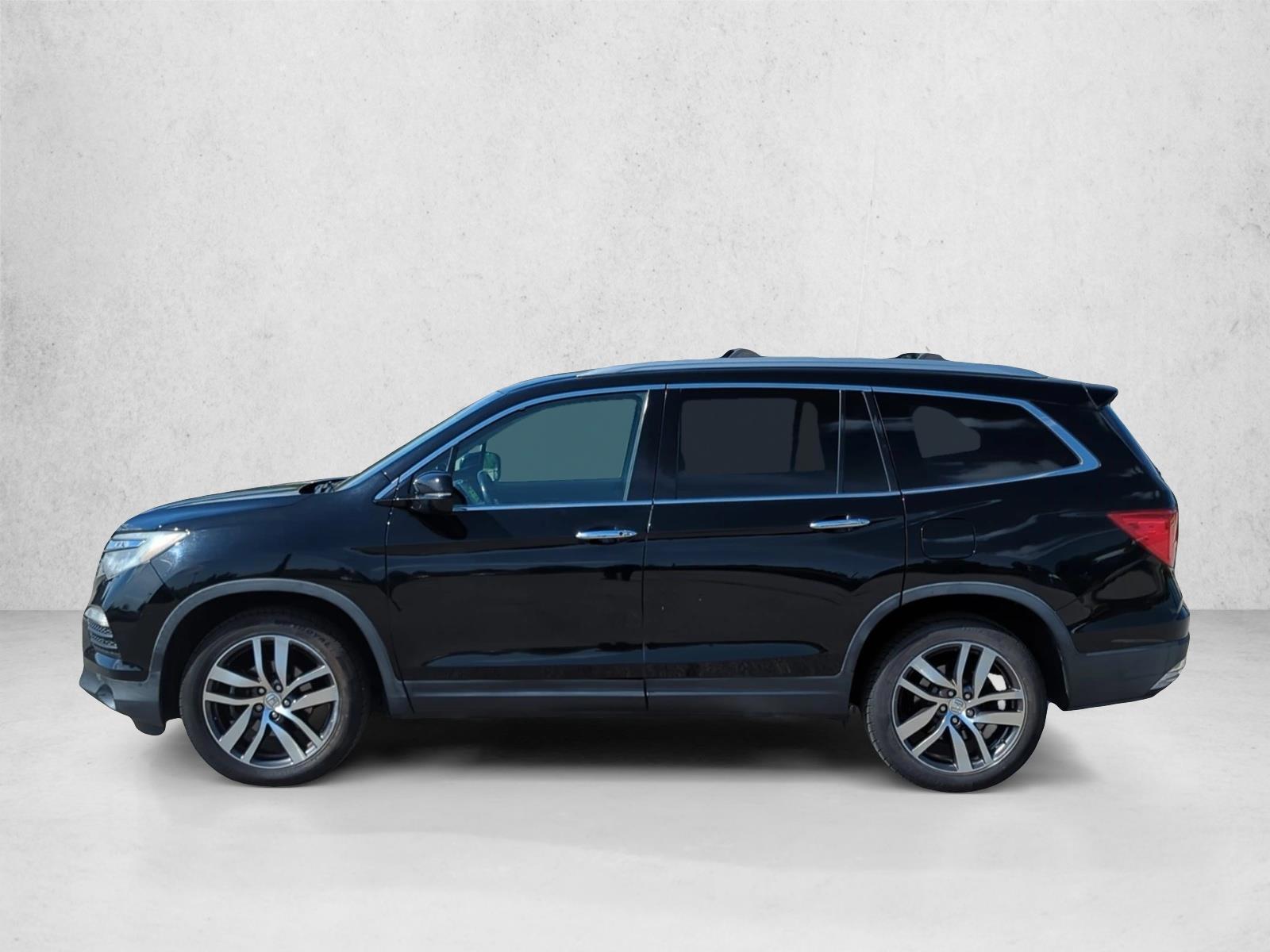 Thumbnail: 2016 Honda Pilot - 2