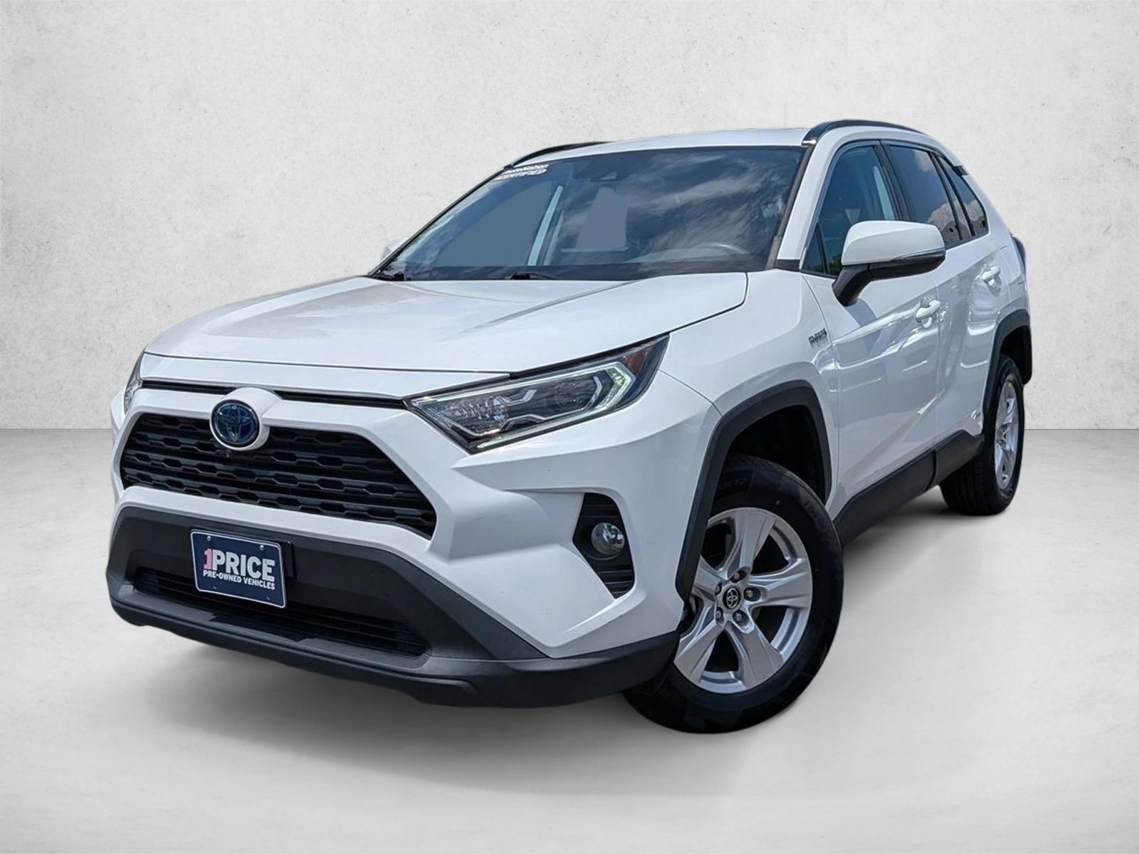 Thumbnail: 2020 Toyota RAV4 - 1