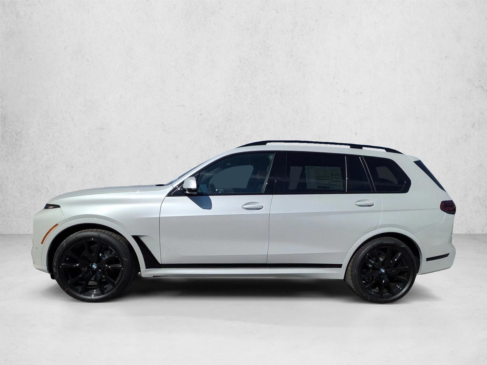 Thumbnail: 2027 BMW X7 - 2