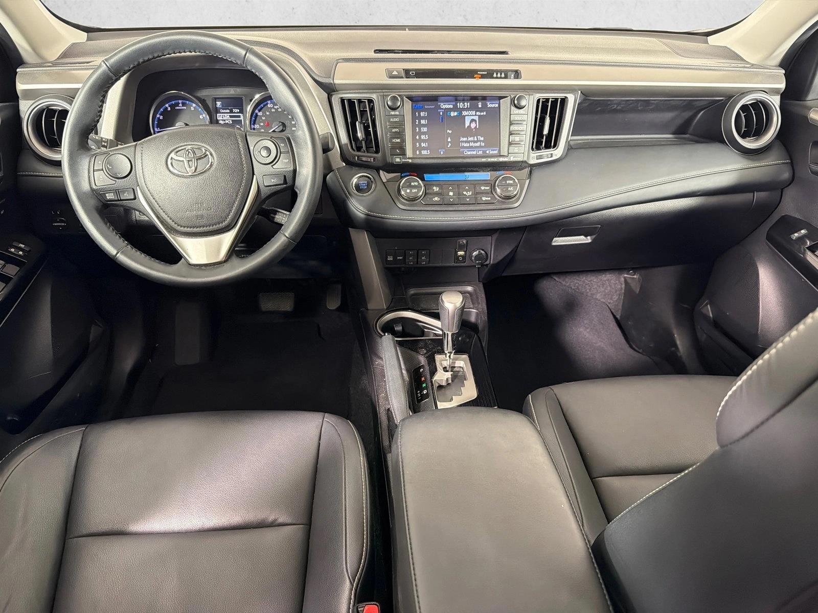 Thumbnail: 2018 Toyota RAV4 - 3