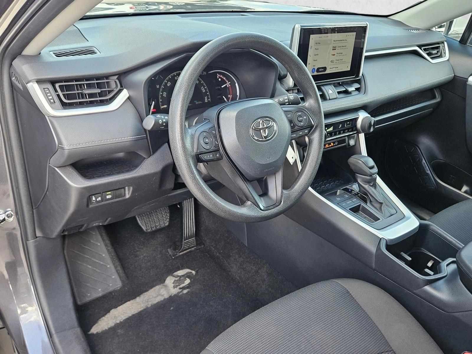 Thumbnail: 2025 Toyota RAV4 - 3