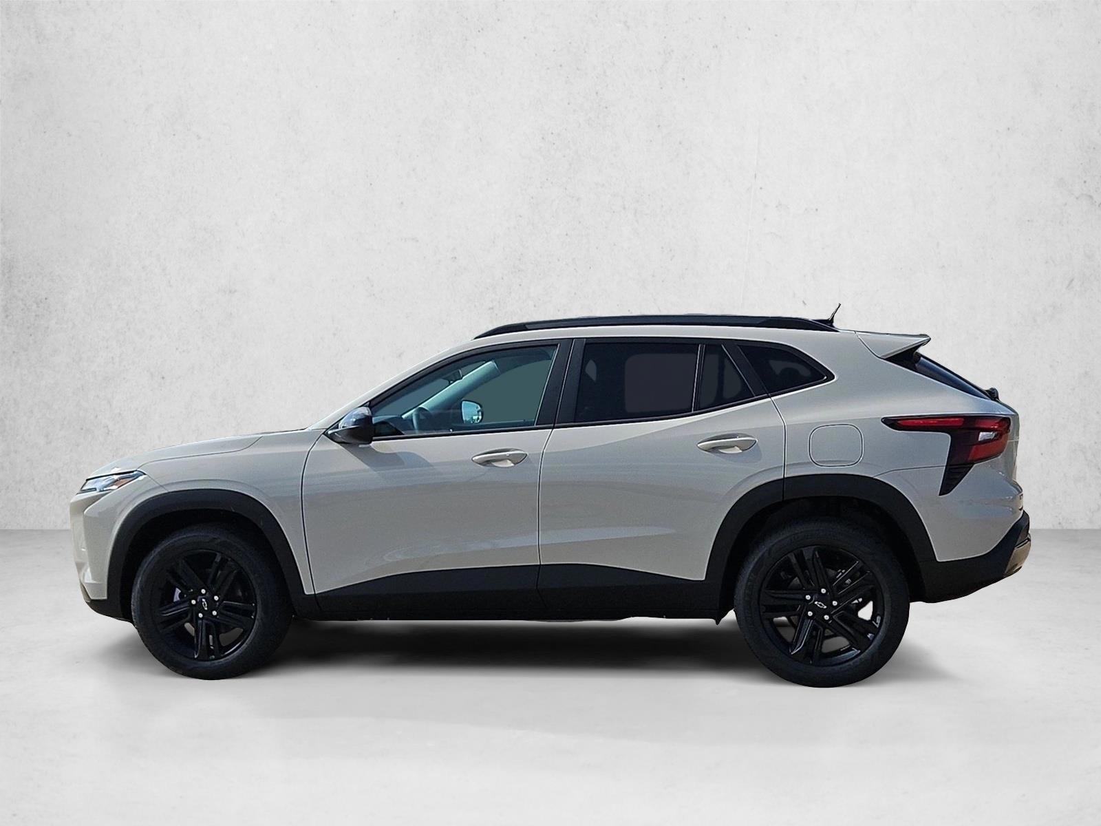 Thumbnail: 2026 Chevrolet Trax - 2