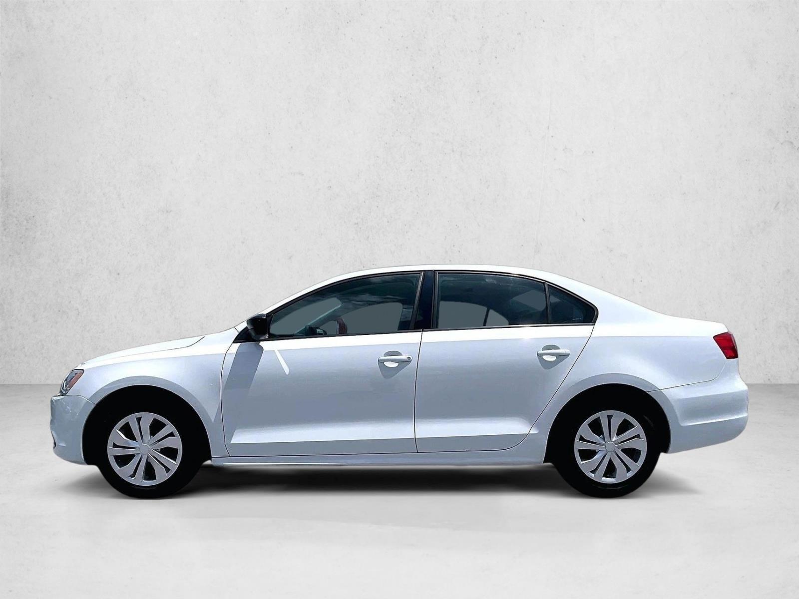 Thumbnail: 2014 Volkswagen Jetta - 2