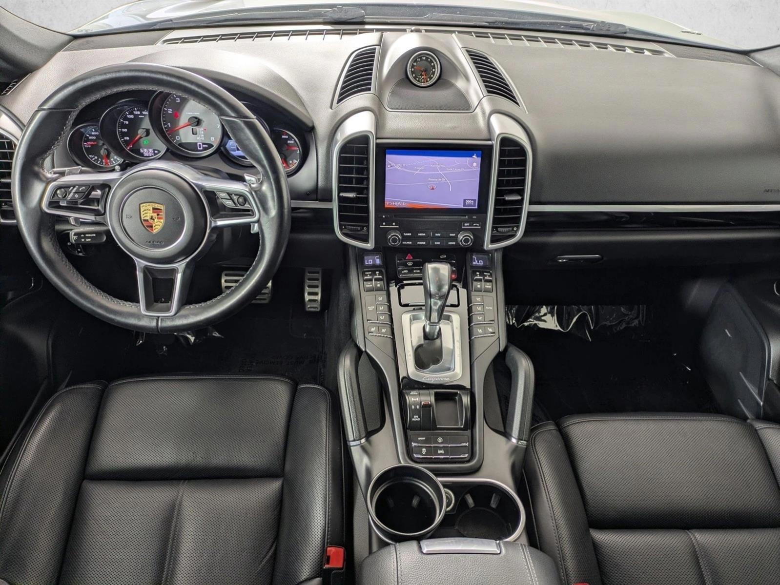 Thumbnail: 2017 Porsche Cayenne - 4