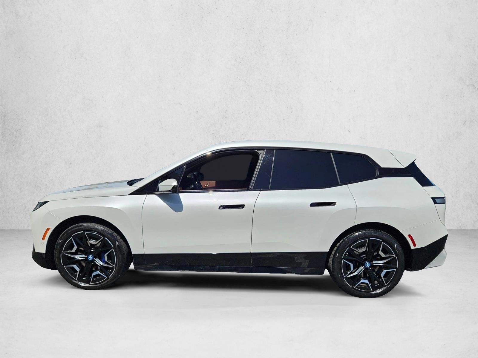 Thumbnail: 2024 BMW iX - 2