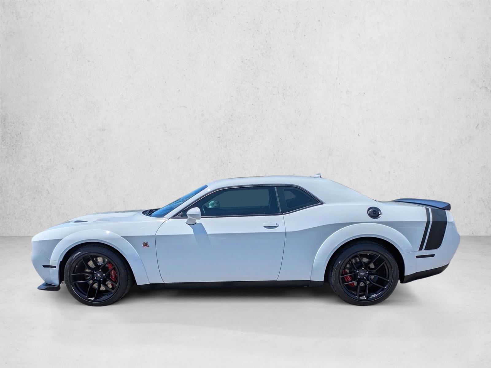 Thumbnail: 2019 Dodge Challenger - 2