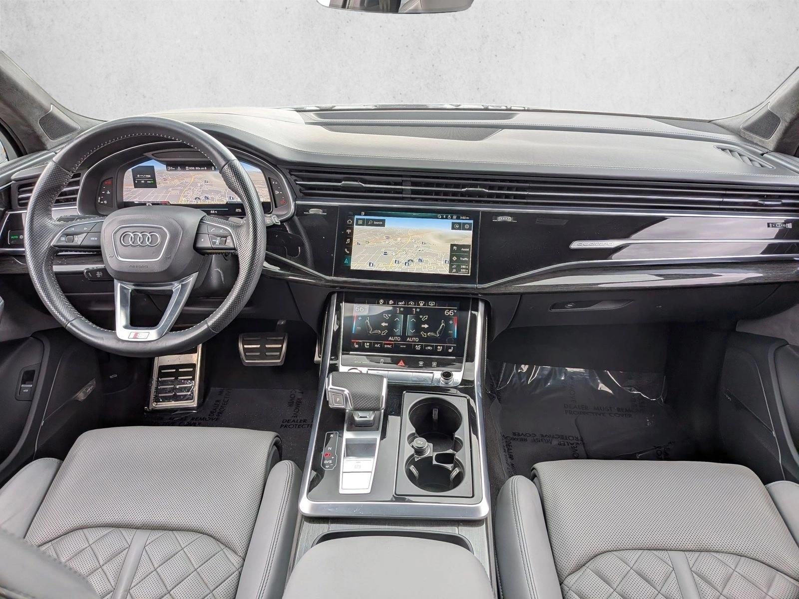 Thumbnail: 2020 Audi SQ7 - 2