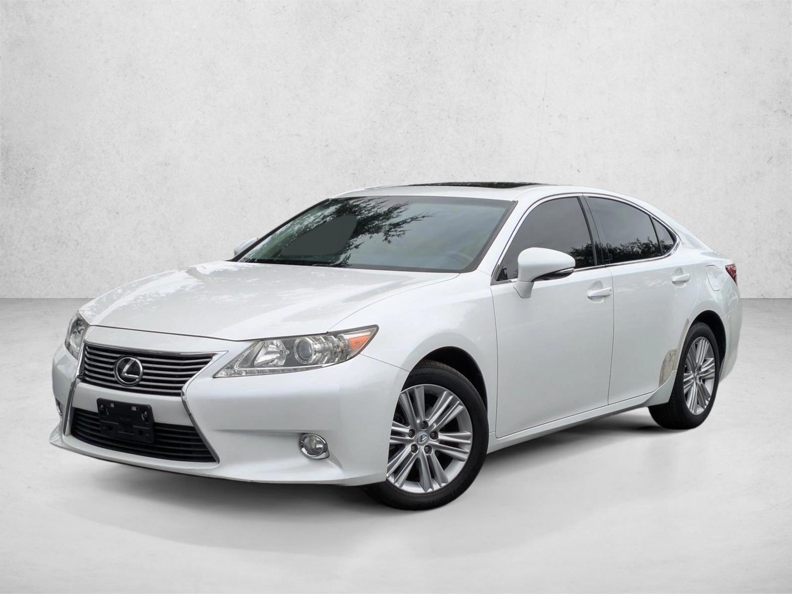 Thumbnail: 2014 Lexus ES - 1