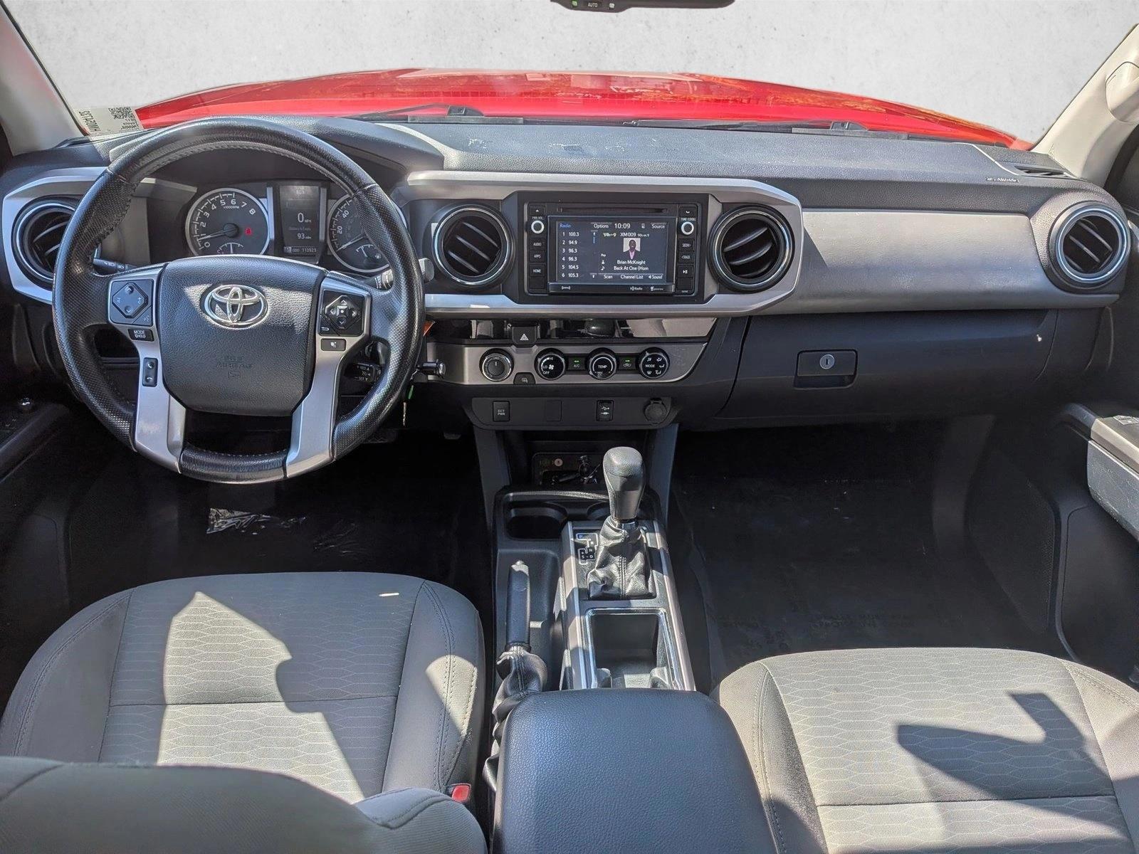 Thumbnail: 2017 Toyota Tacoma - 3