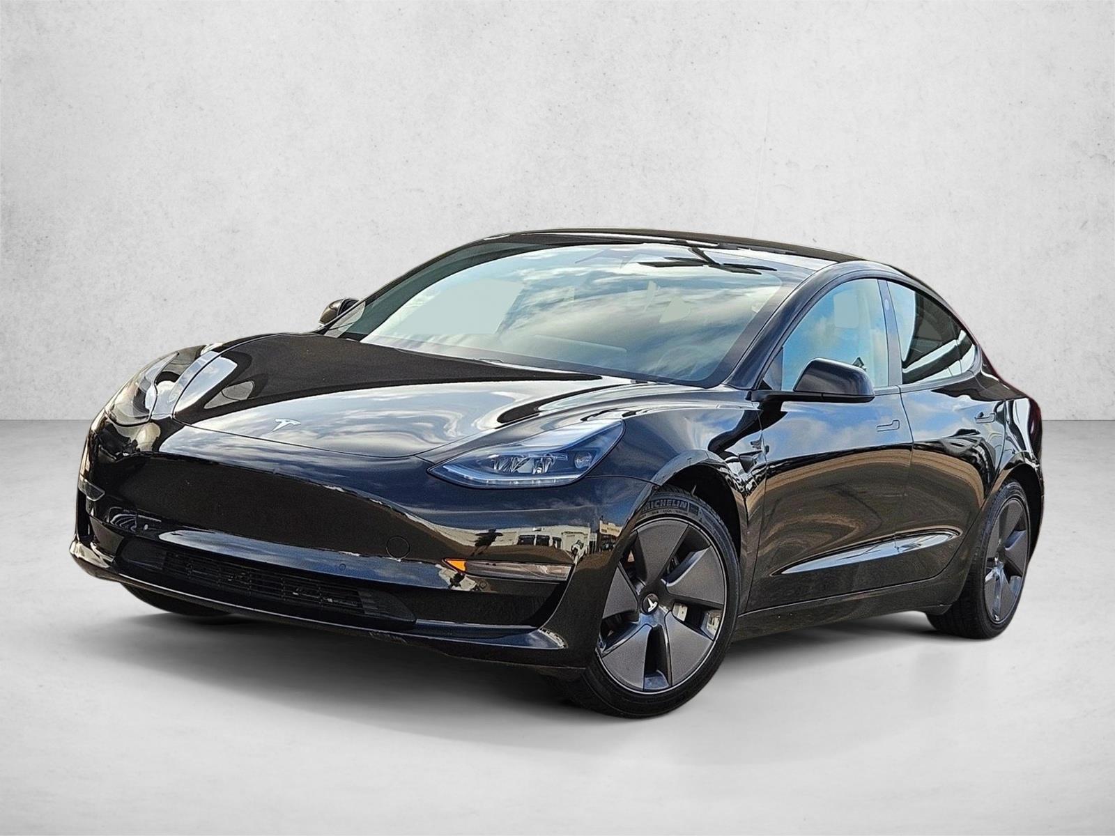 Thumbnail: 2021 Tesla Model 3 - 1