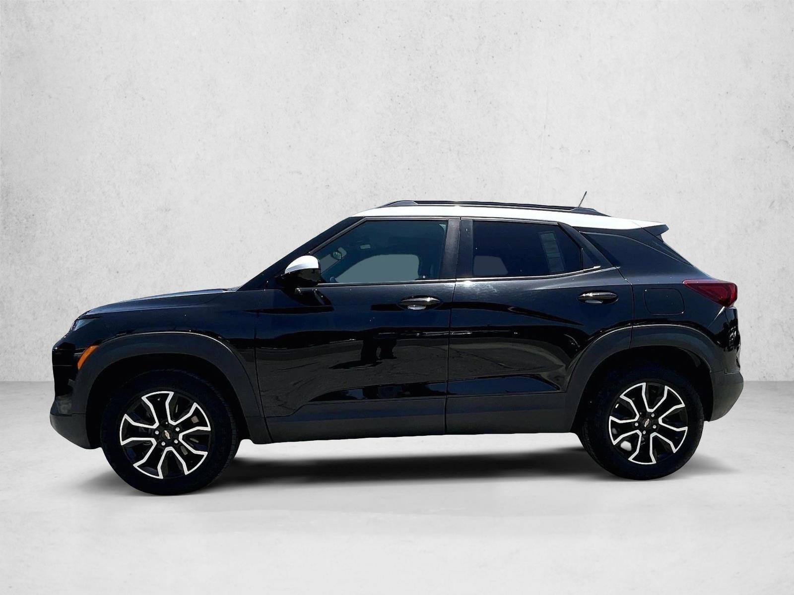 Thumbnail: 2021 Chevrolet TrailBlazer - 2