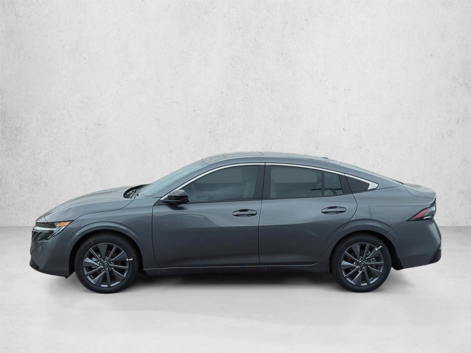 Thumbnail: 2026 Nissan Sentra - 2