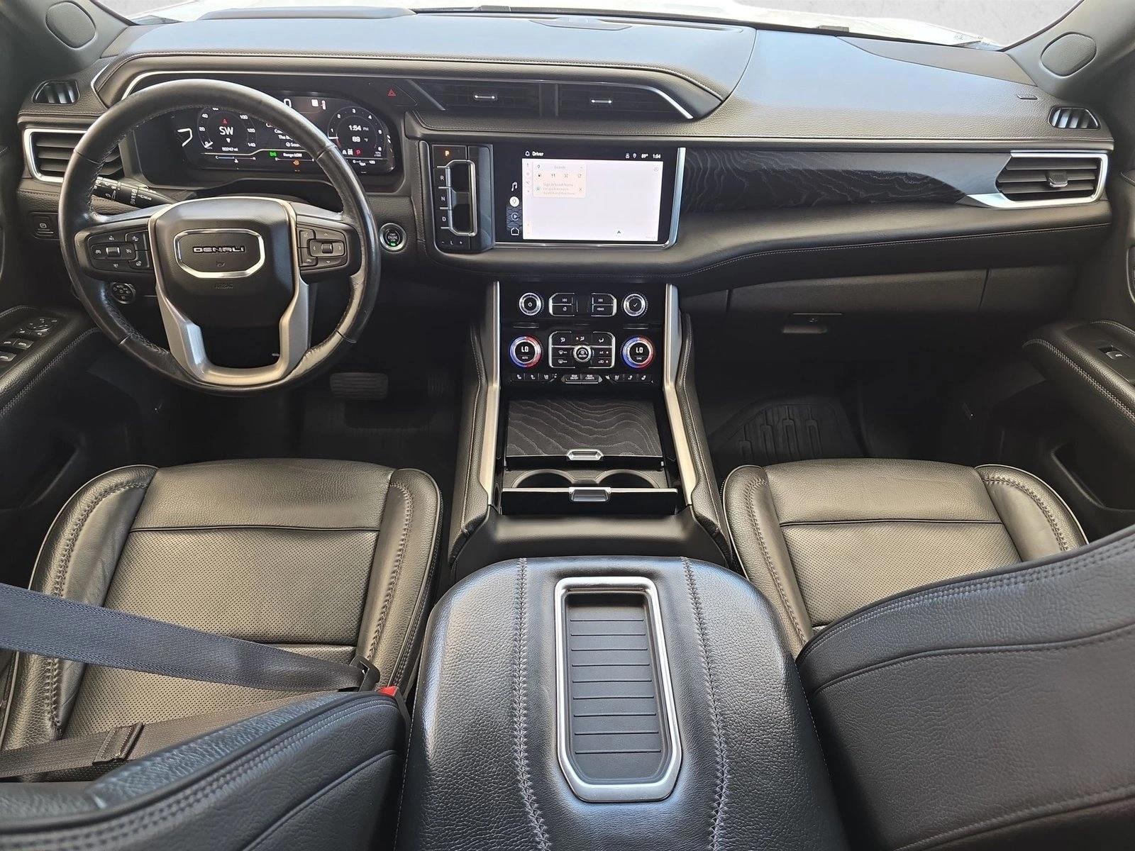 Thumbnail: 2022 GMC Yukon XL - 3