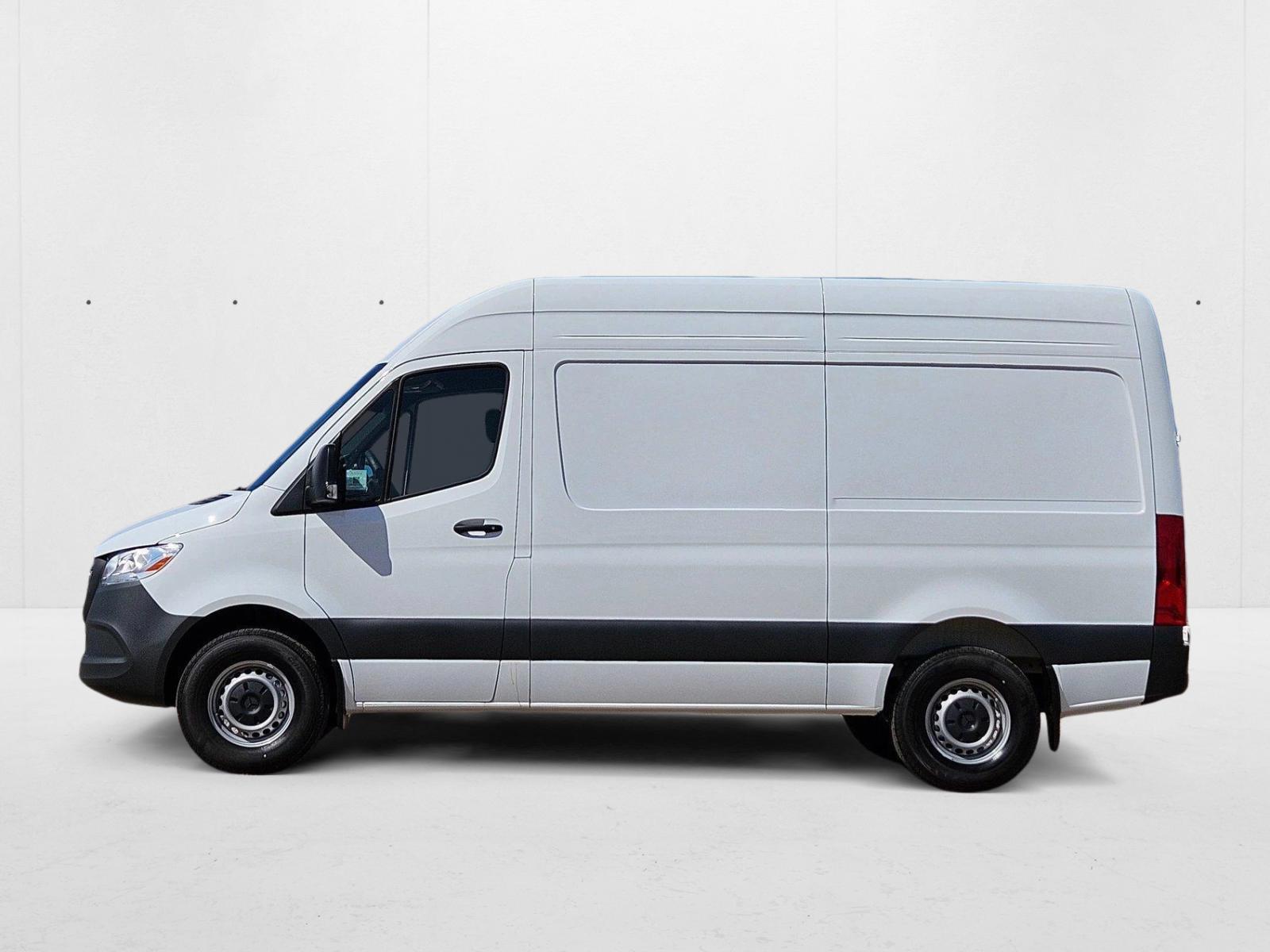 Thumbnail: 2025 Mercedes-Benz Sprinter - 2