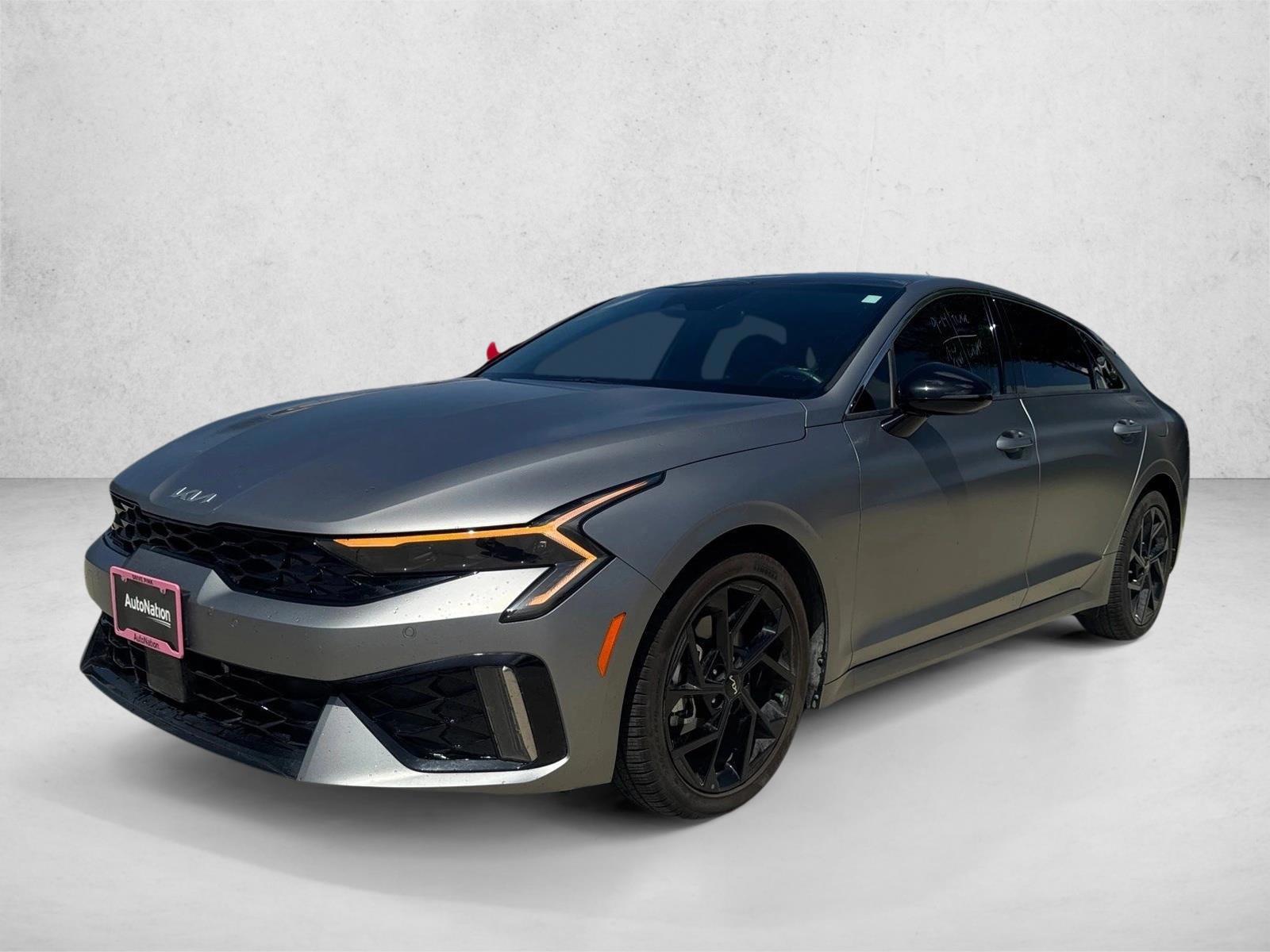Thumbnail: 2026 Kia K5 - 1