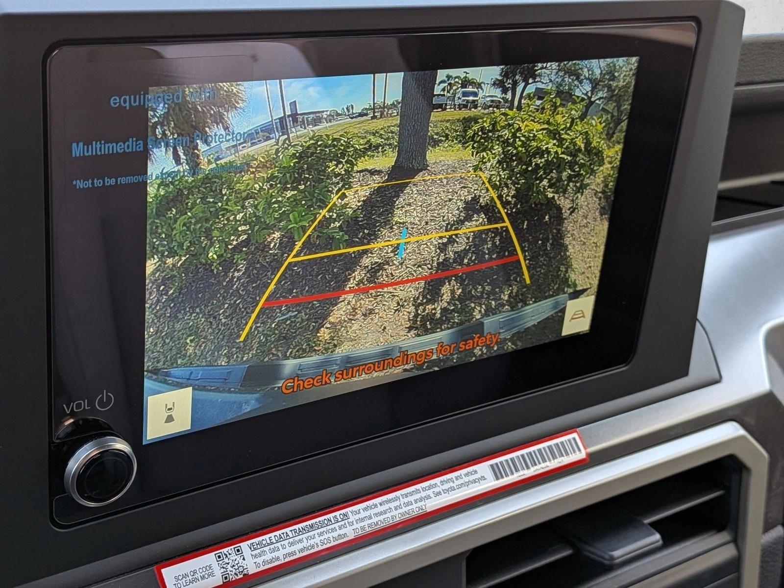 2025 Toyota Tacoma SR5 - Photo 12