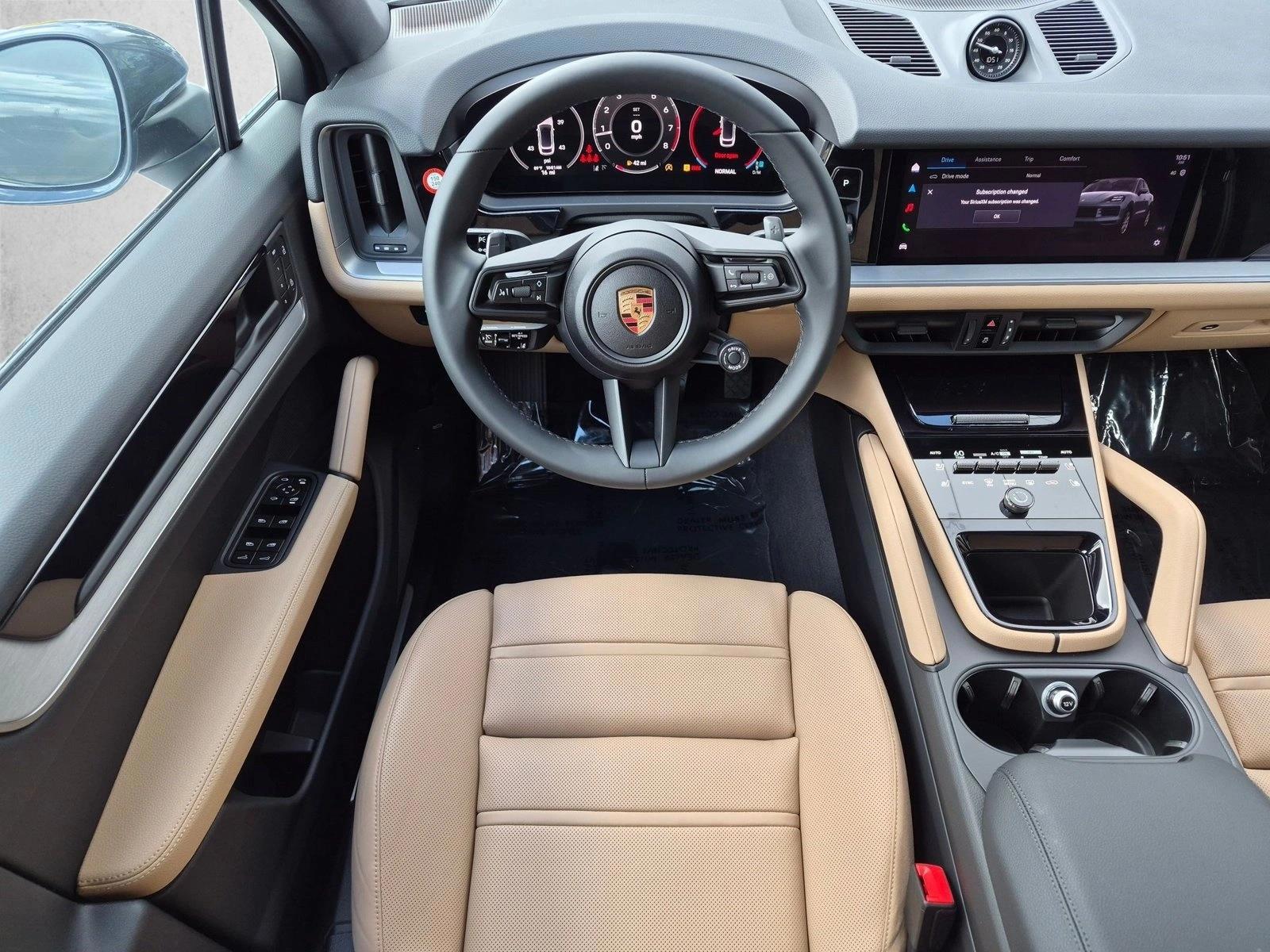Thumbnail: 2026 Porsche Cayenne - 4