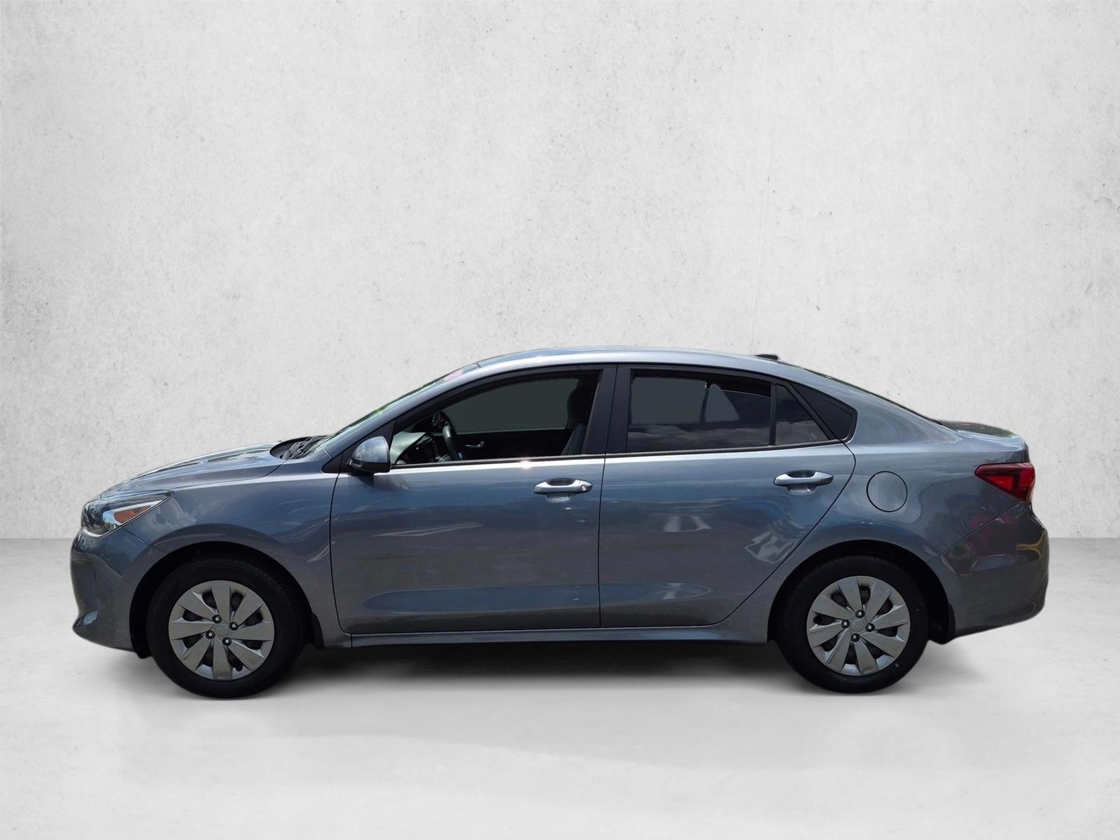 Thumbnail: 2020 Kia Rio - 2