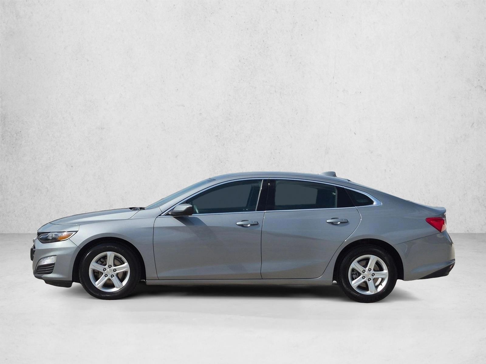 Thumbnail: 2023 Chevrolet Malibu - 2