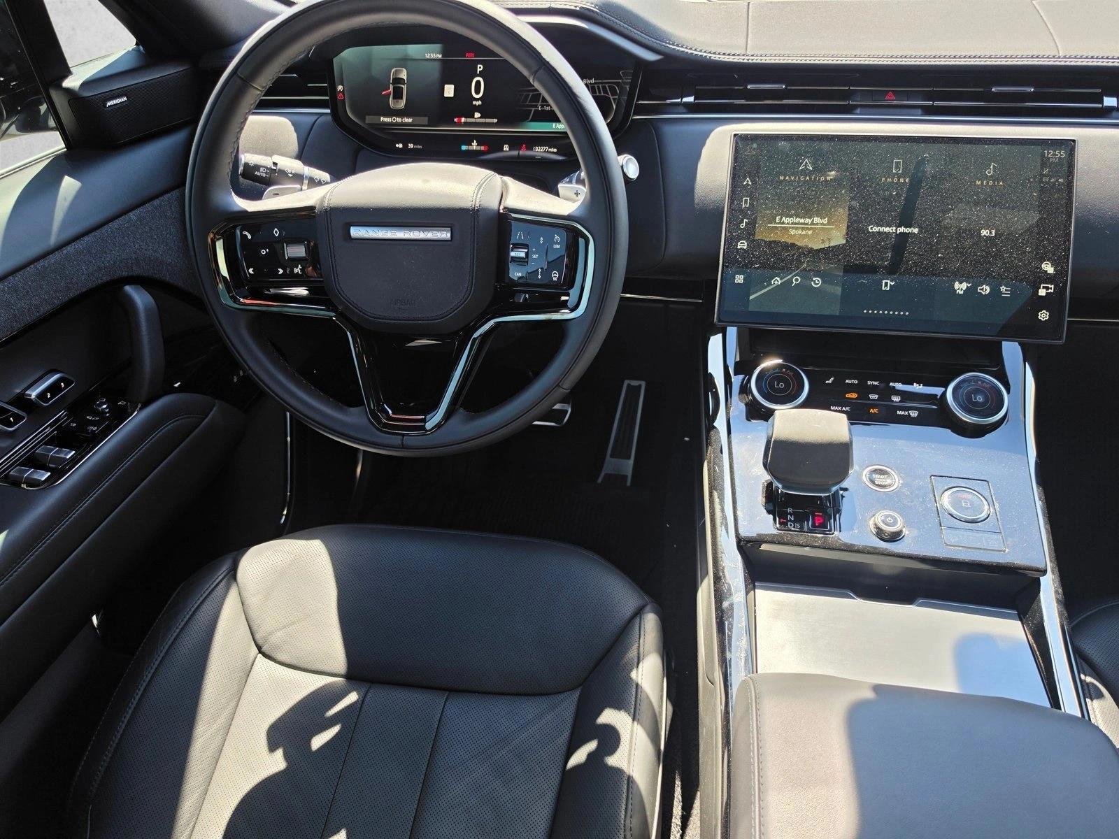 Thumbnail: 2023 Land Rover Range Rover Sport - 4