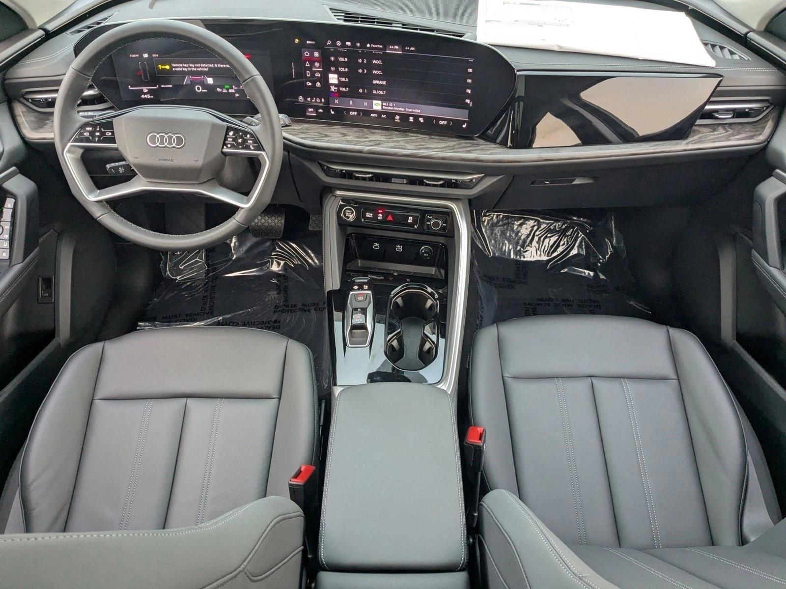 Thumbnail: 2025 Audi Q5 - 4