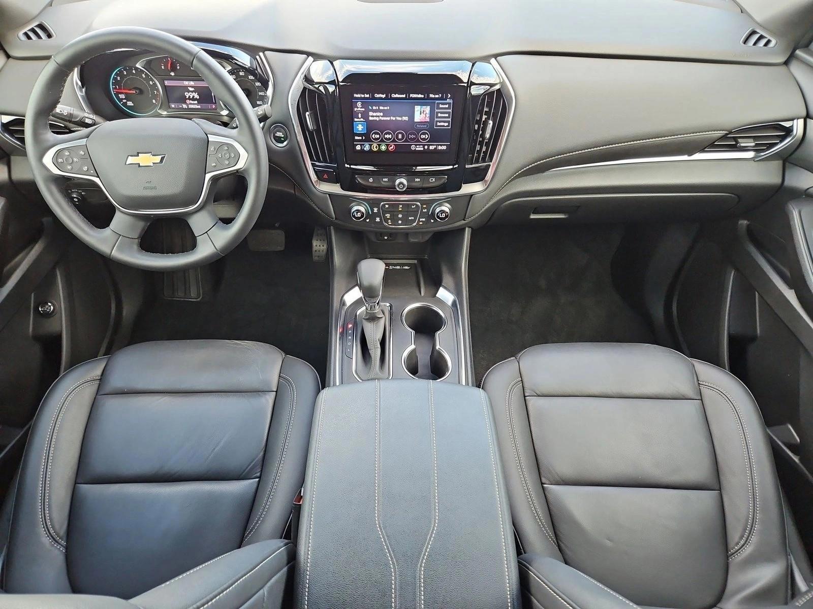 Thumbnail: 2023 Chevrolet Traverse - 5