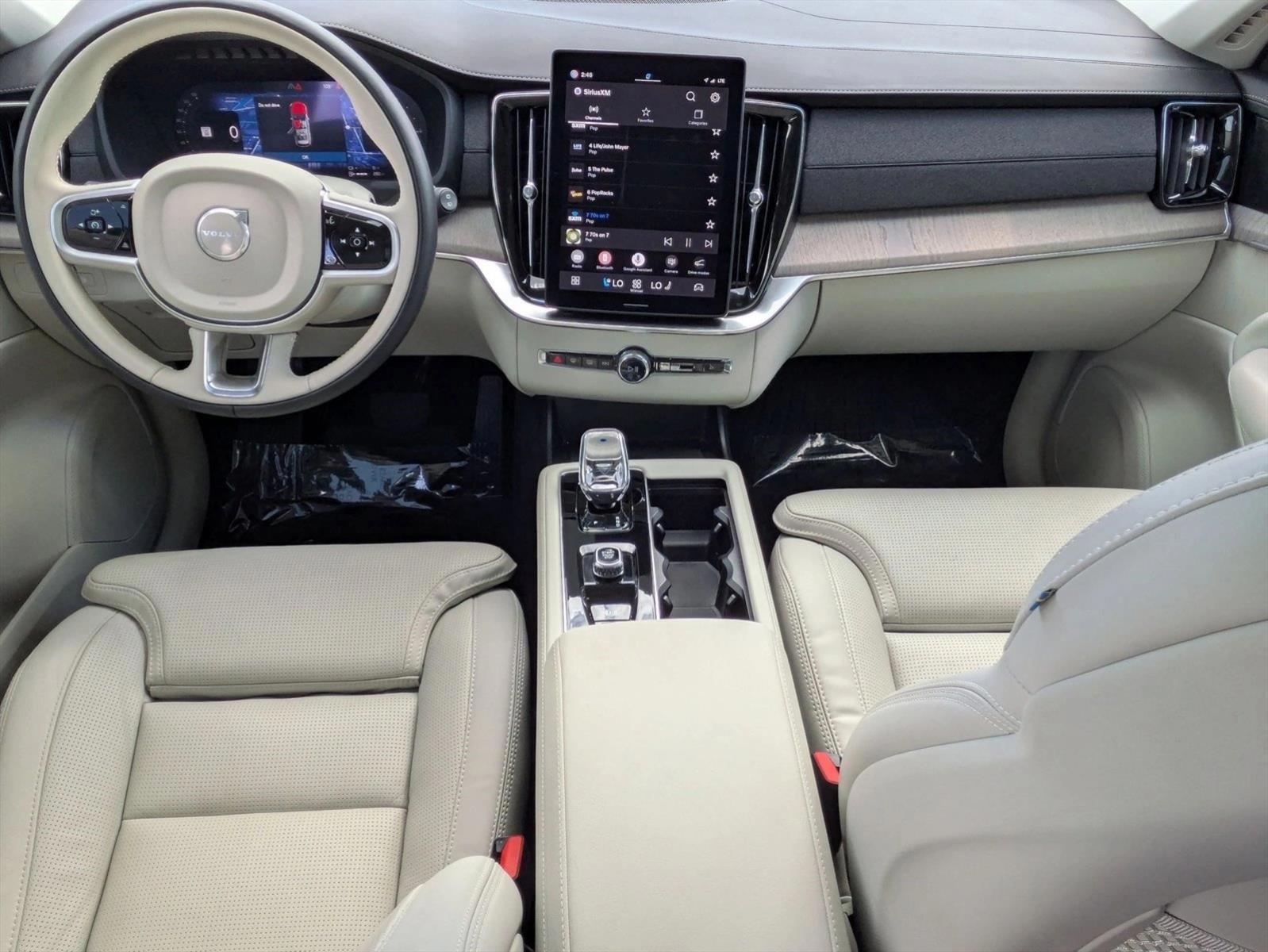 Thumbnail: 2025 Volvo XC90 - 4