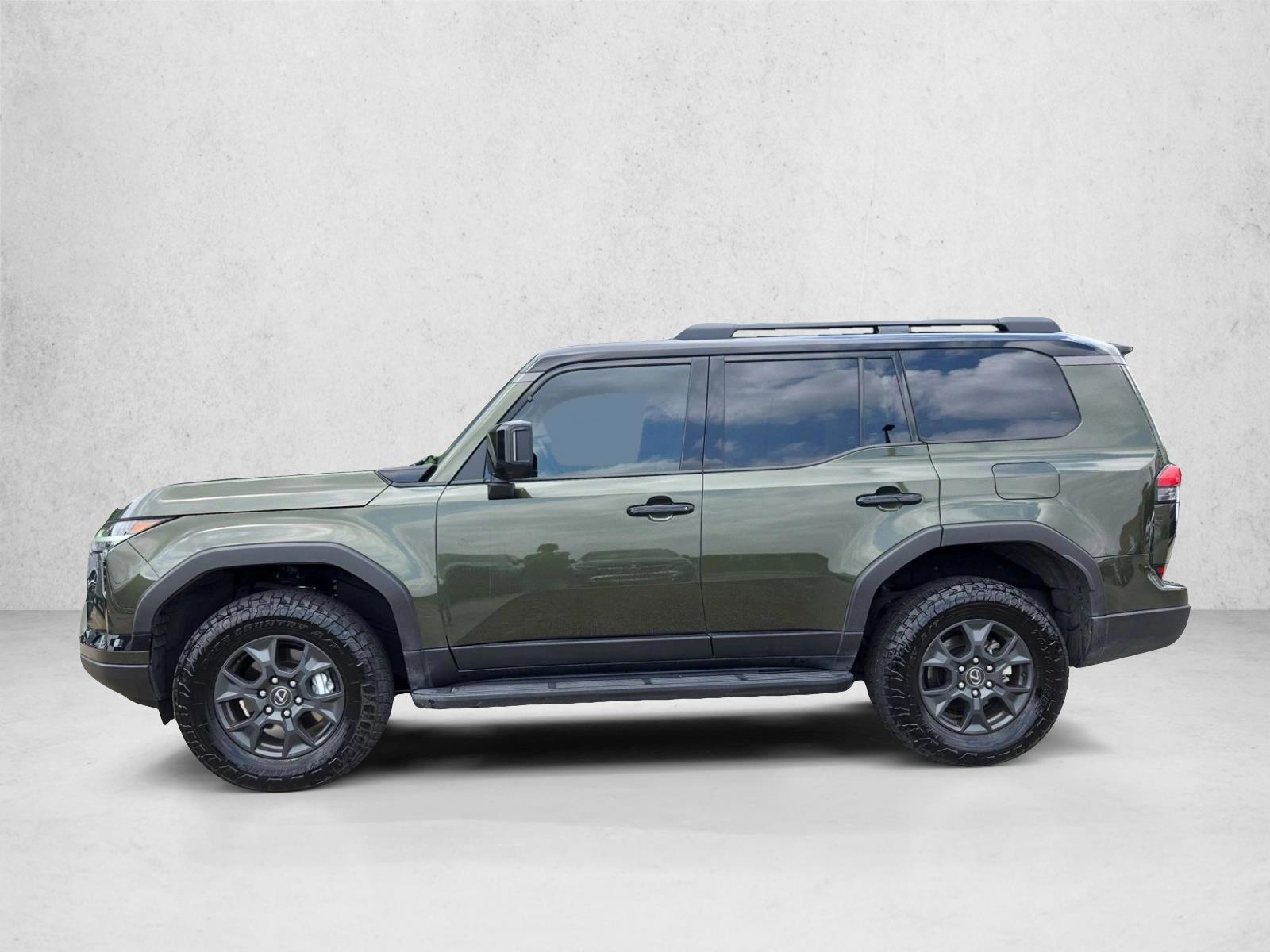 Thumbnail: 2024 Lexus GX - 2