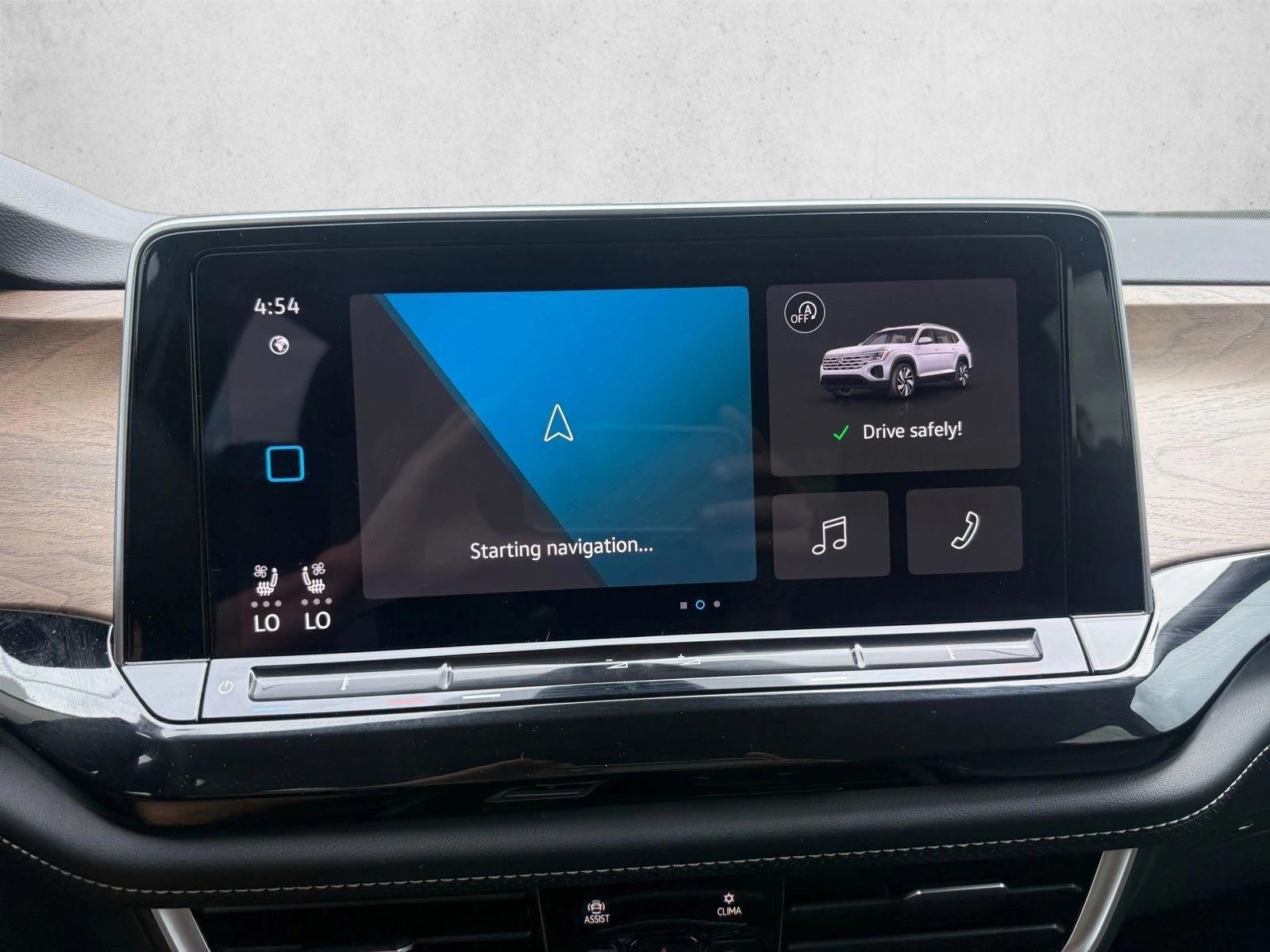2024 Volkswagen Atlas SE w/Tech - Photo 28