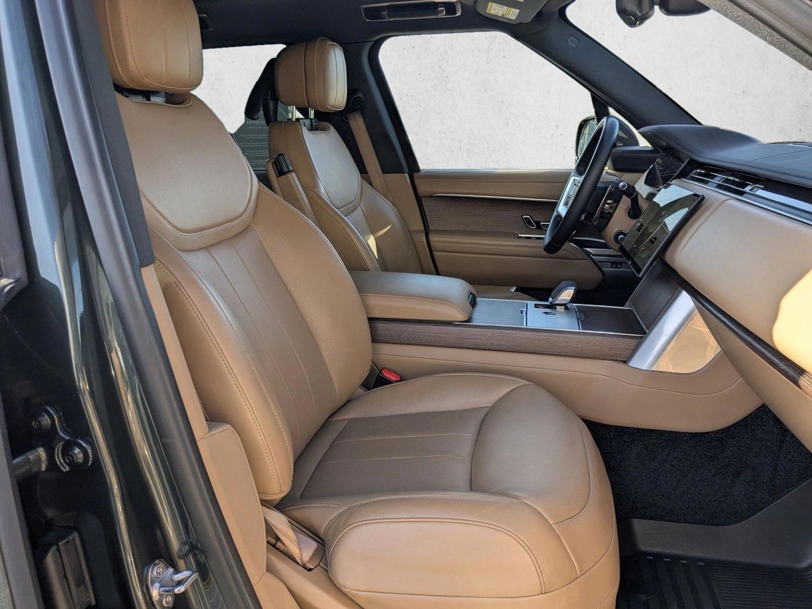 2025 Land Rover Range Rover SE - Photo 22