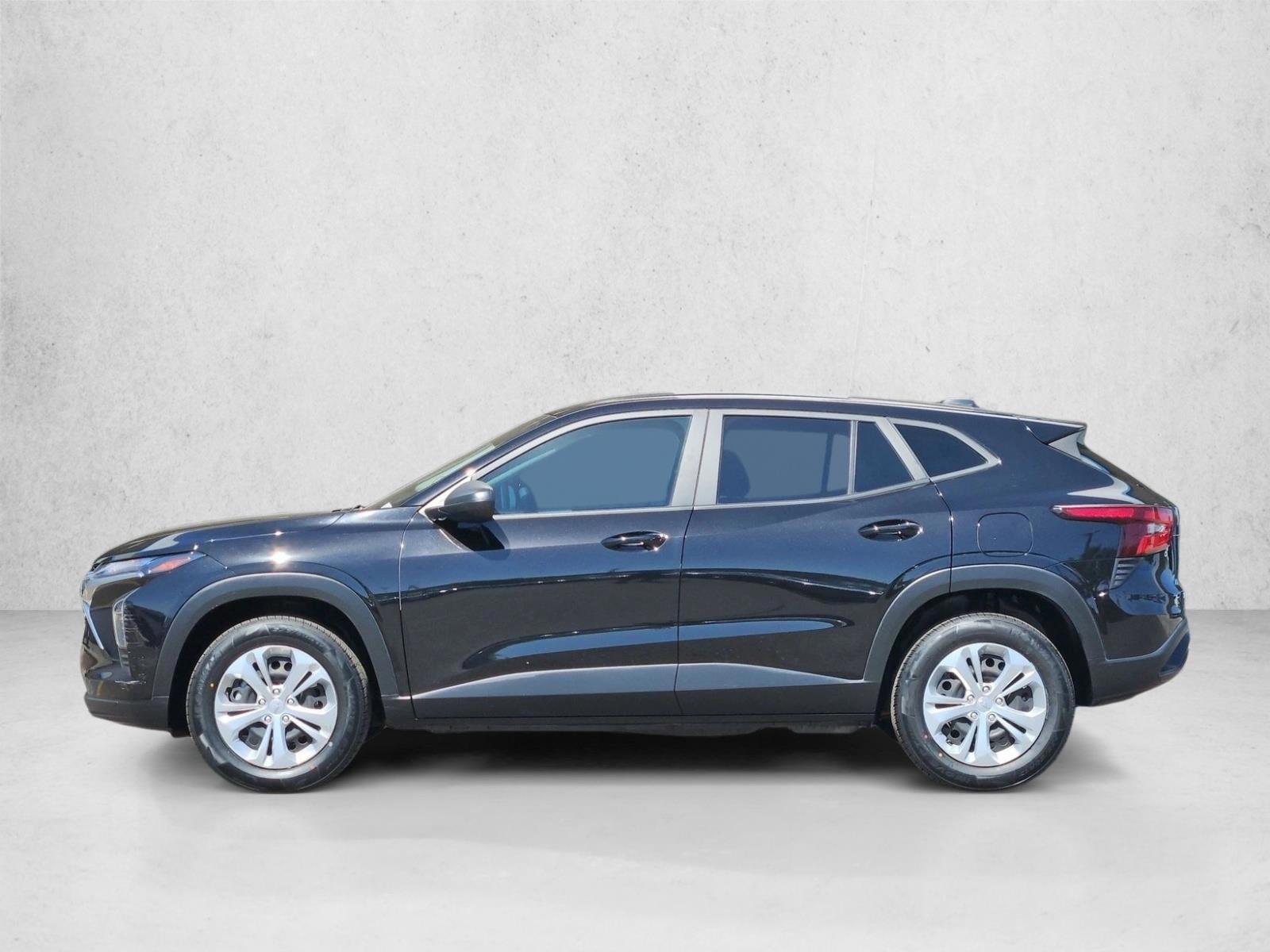 Thumbnail: 2024 Chevrolet Trax - 3
