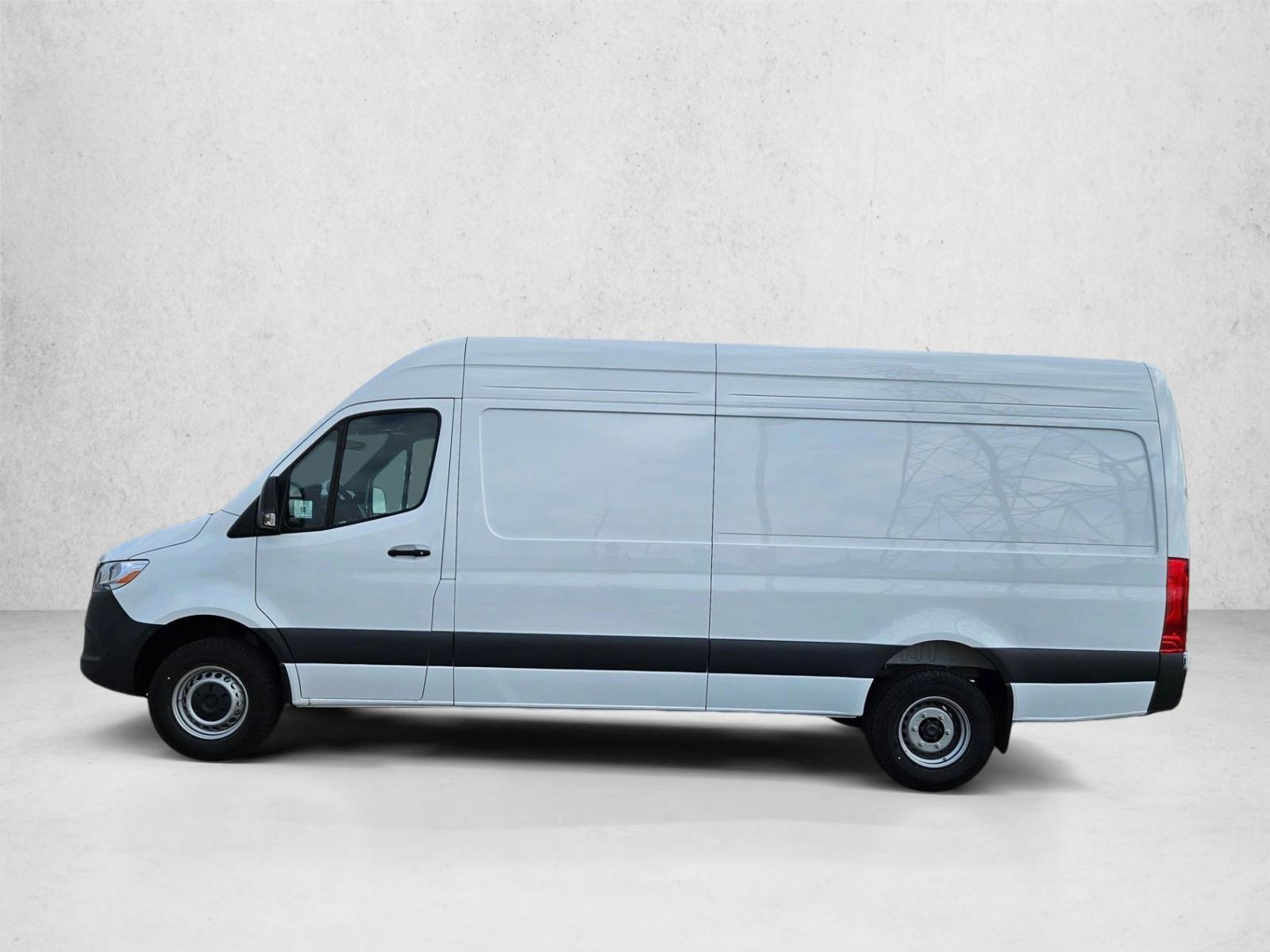 Thumbnail: 2026 Mercedes-Benz Sprinter - 2