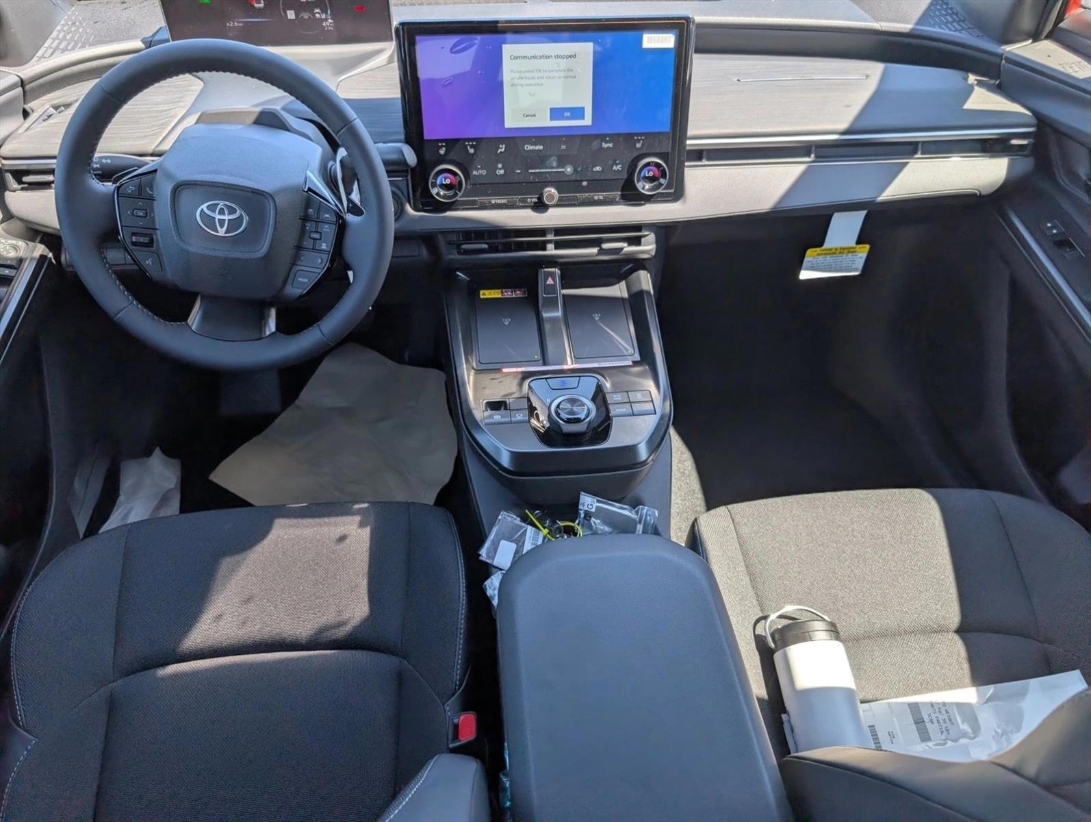 Thumbnail: 2026 Toyota C-HR - 3